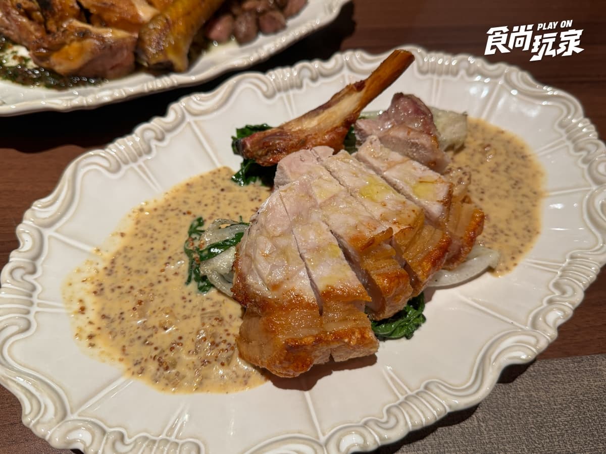 台北約會餐廳＋1！AURA Bar & Grill主打炭火直烤，菲力牛排、胭脂蝦必吃