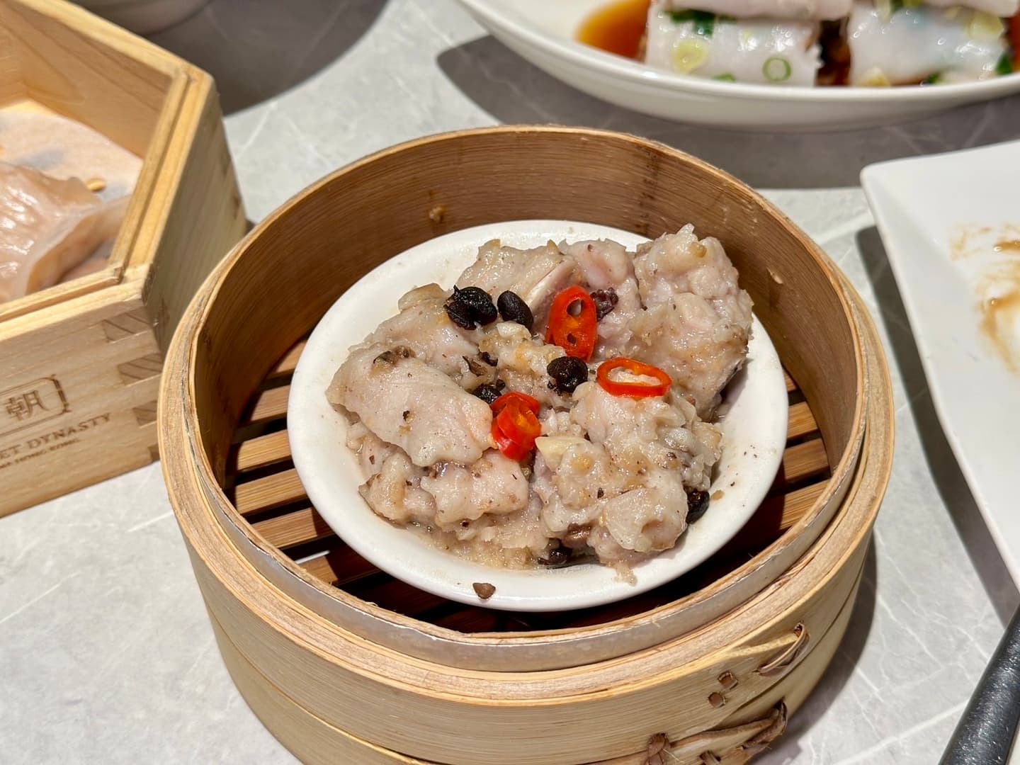 729元爽嗑40道港點！港式茶餐廳「糖朝」推吃到飽，蘿蔔糕、楊枝甘露必點