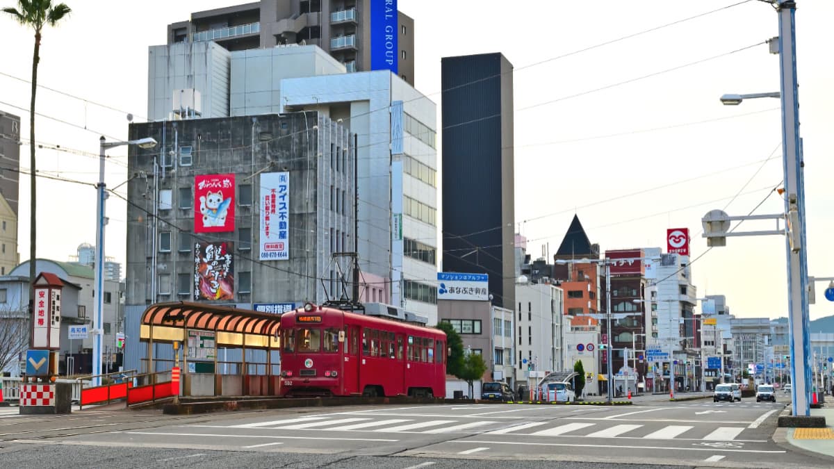 日本高知特色鐵道趣!最美海景列車、麵包超人火車、河童號、路面電車一次搭 日本高知特色鐵道趣!最美海景列車、麵包超人火車、河童號、路面電車一次搭