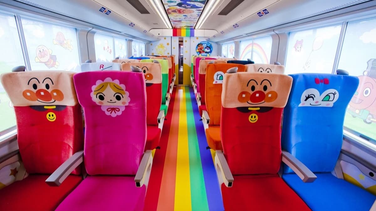 日本高知特色鐵道趣!最美海景列車、麵包超人火車、河童號、路面電車一次搭 日本高知特色鐵道趣!最美海景列車、麵包超人火車、河童號、路面電車一次搭