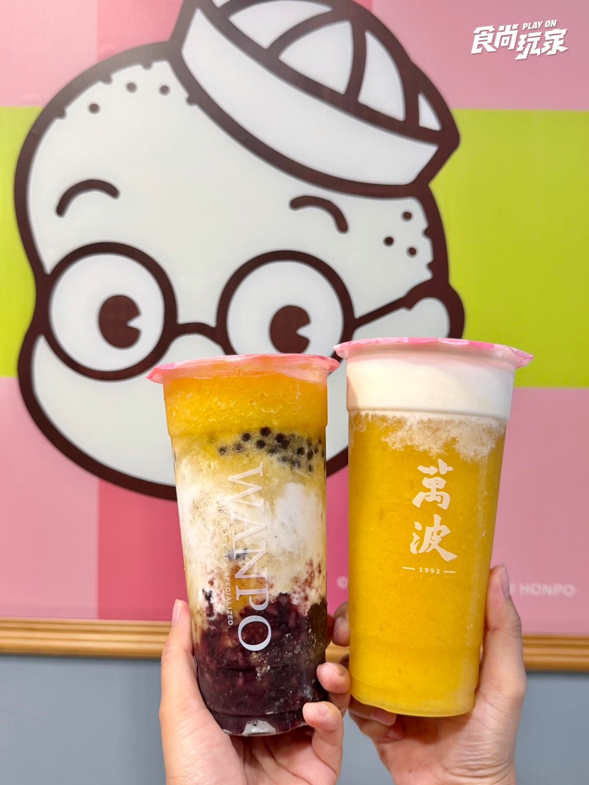 萬波ｘOSAMU GOODS可愛再聯名！變色杯、伸縮卡套５大周邊，免費杯身快收集