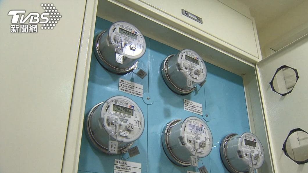 冷氣28度每天吹4小時「1週電費破千元」!內行揭關鍵原因,2招有效省錢 台電今(18)日發佈消息,預定於8月中旬,發行111年度第4期無擔保普通公司債,金額共新台幣188億元。(圖/TVBS)