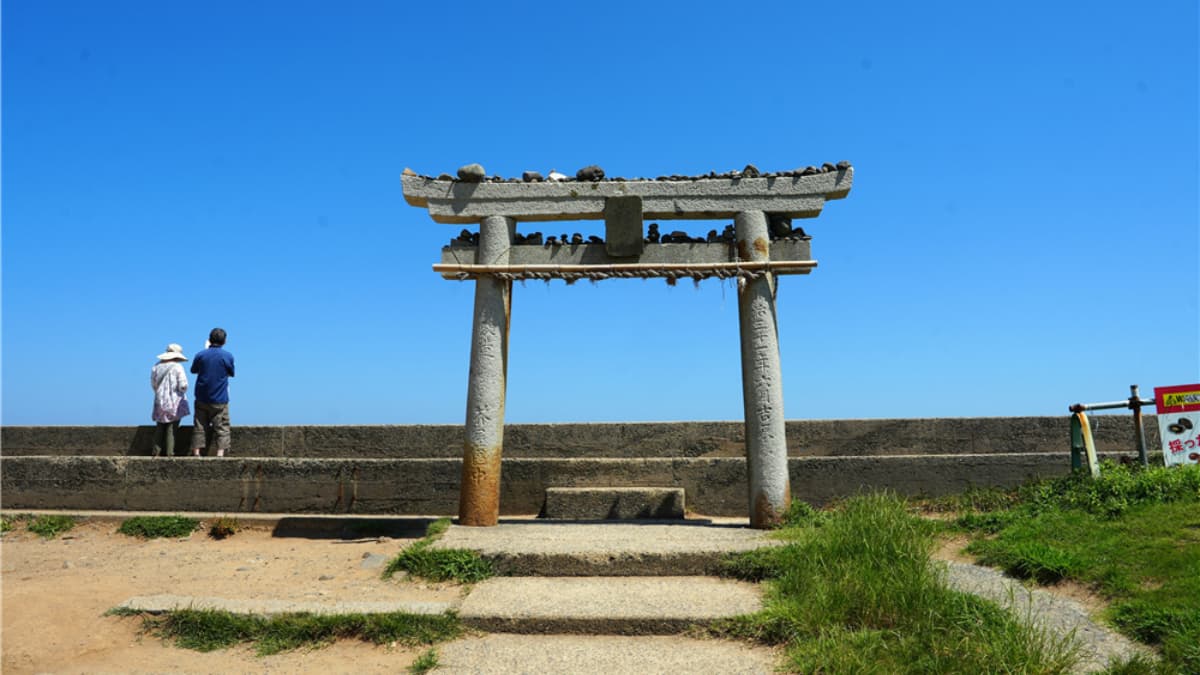 海蝕洞 芥屋の大門