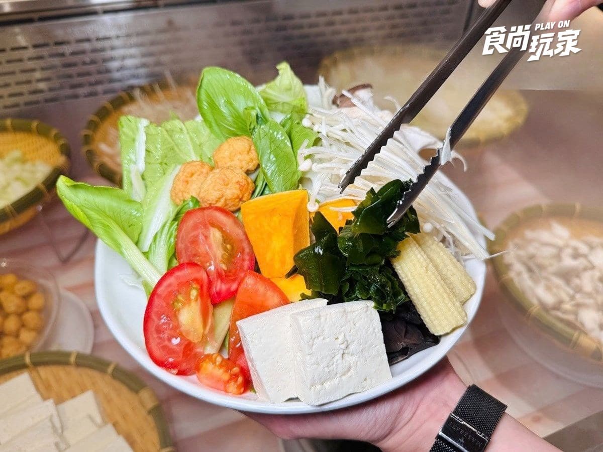 「涮乃葉」５小時狂涮延長！490元起爽嗑現切肉、海鮮，50款自助吧吃到飽