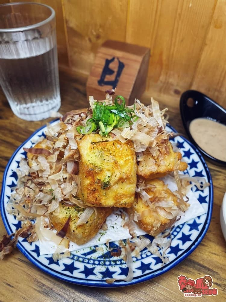 台南宵夜首選！成大生最愛日式美食「日曜日蛋包飯」，丼飯、炸牡蠣必點