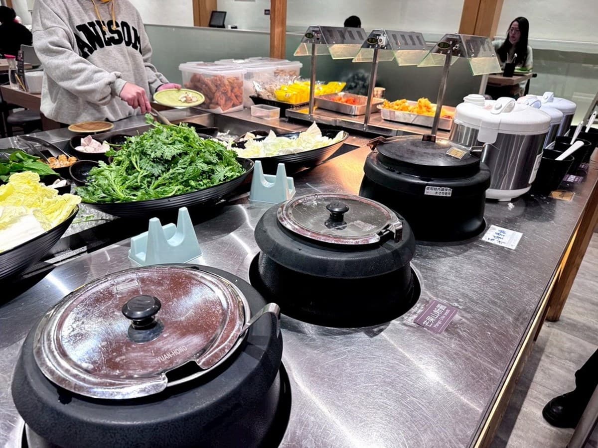 488元火鍋+炸雞吃到飽!4.7星「壽喜燒名店」現切牛肉海鮮、自助吧暢吃 488元火鍋+炸雞吃到飽!4.7星「壽喜燒名店」現切牛肉海鮮、自助吧暢吃