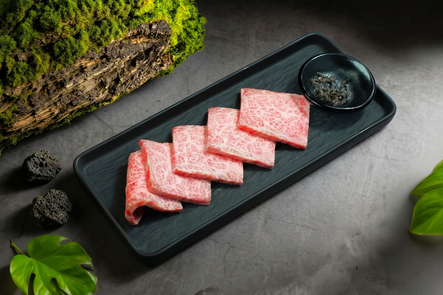 必須搶！森森燒肉「憑發票換A5和牛」抽萬元免單，屋馬姓名「４字中１字送牛排」