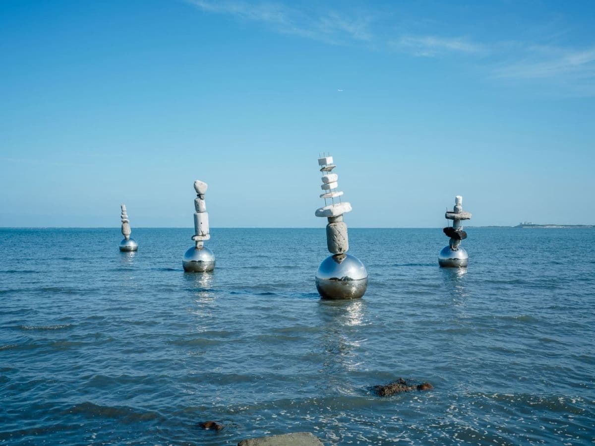 期間限定「海岸藝術展」免費逛！美拍８大藝術作品，嘗在地小吃、看湖畔煙火