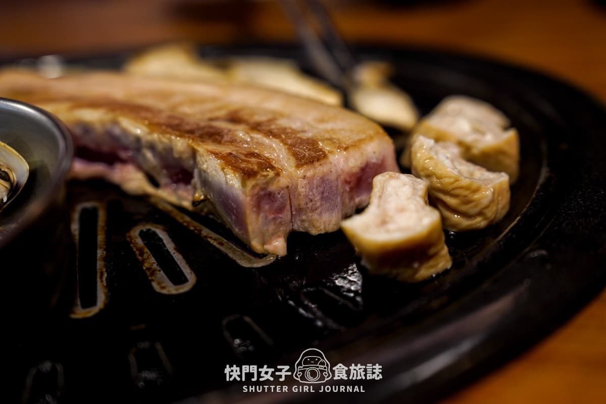 韓國人經營！台北韓式燒肉吃到飽推薦，499元爽嗑豬五花、韓式炸雞、冰淇淋