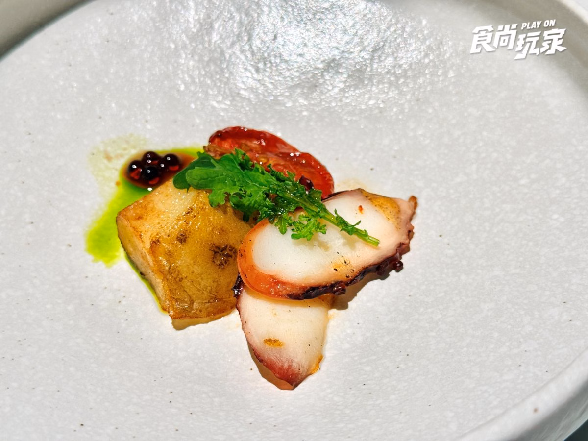 挑戰新北吃到飽天花板！板橋全新頂級Buffet開箱：精緻位上料理、桌邊甜點車