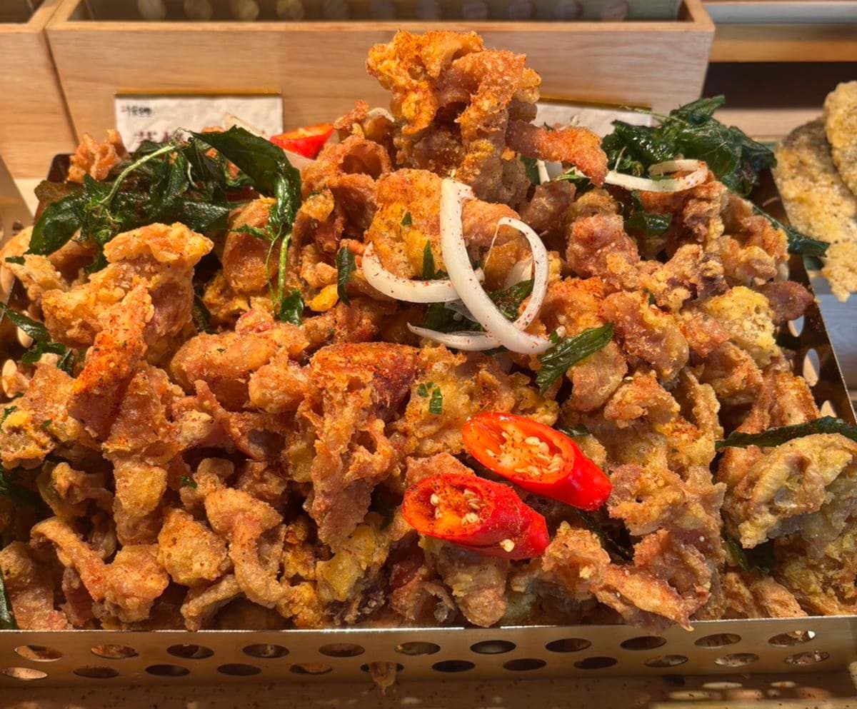 全台首推「越式料理＋火鍋吃到飽」！469元起爽嗑咖哩蟹、檸檬魚，200款自助吧