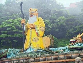 中和烘爐地求財運 美食吃不盡