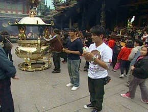 美食進香團 龍山寺有呷有保庇