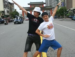 全台最強!高雄街頭小吃追追追!