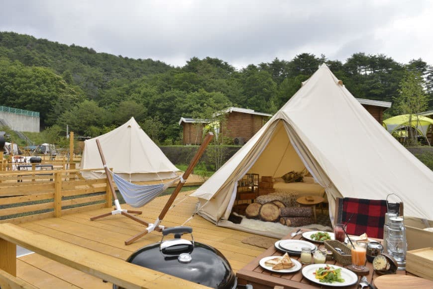 出國也是露營控！不可不玩GLAMPING！