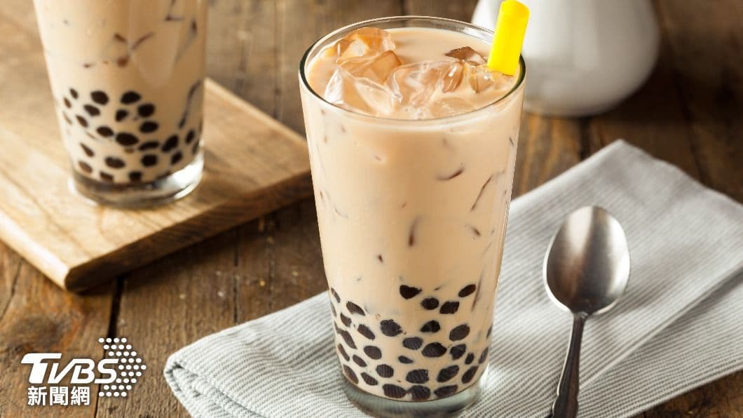 珍珠奶茶深受國人喜愛。（示意圖／shutterstock 達志影像）