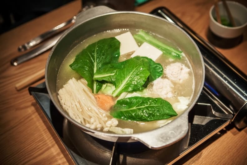 水炊雞鍋、海鮮食堂,九州福岡人在地人美食是這道! 水炊雞鍋、海鮮食堂,九州福岡人在地人美食是這道!