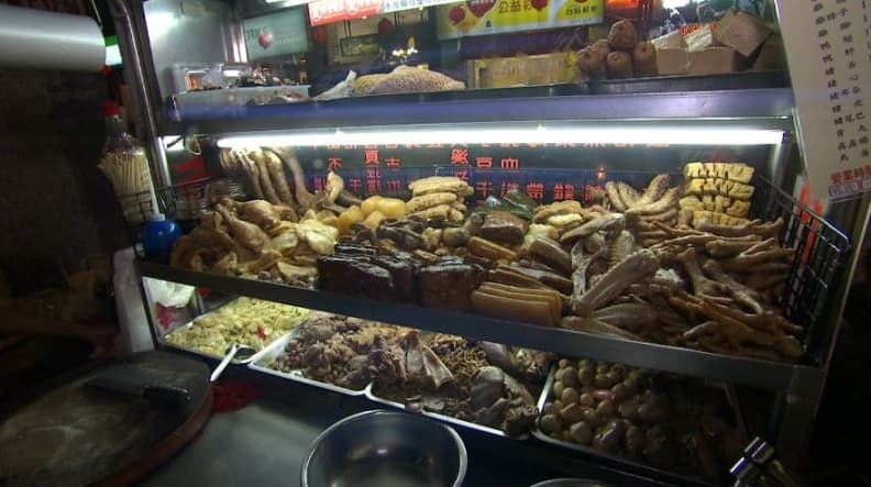 一年365天都排隊,基隆超人氣乾滷味! 鼎記滷味2.JPG