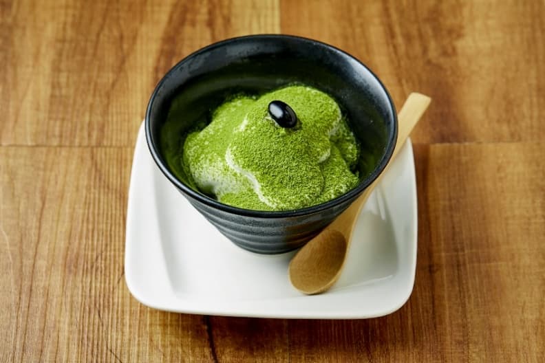 日本最新彈!拉麵店秋冬限定款,竟是中華「雞」料理! 抹茶提拉米蘇.jpg