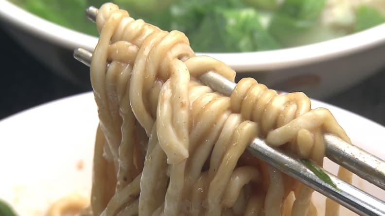 文青風市場臥虎藏龍!CP值爆表「超大餛飩」藏這裡 岳家01.jpg