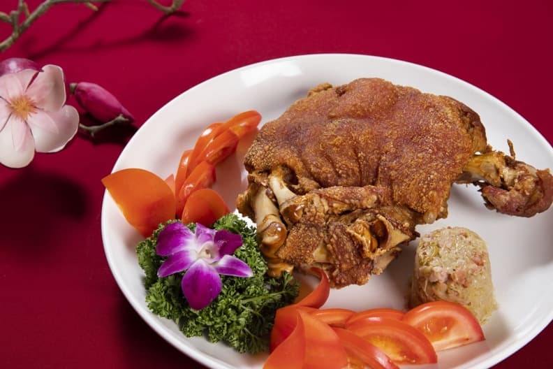 過年吃飯免煩惱!訂餐網推「餐廳保證有位」 文青百貨開賣口碑年菜 過年吃飯免煩惱!訂餐網推「餐廳保證有位」 文青百貨開賣口碑年菜