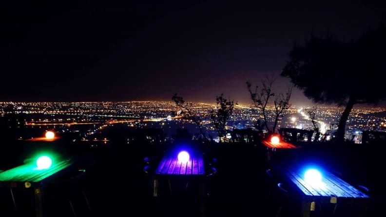 【新開店】祕境餐廳又一個!直擊「礁溪」百萬夜景+義大利窯烤披薩