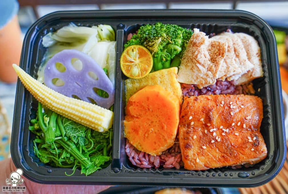 限量供應!南洋料理手作餐盒先搶超萌「柴犬飯糰」,唰嘴打拋豬、自製咖椰吐司也必點 限量供應!南洋料理手作餐盒先搶超萌「柴犬飯糰」,唰嘴打拋豬、自製咖椰吐司也必點