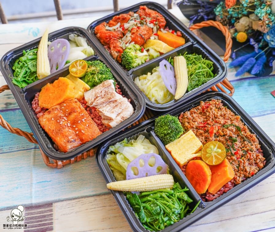 限量供應!南洋料理手作餐盒先搶超萌「柴犬飯糰」,唰嘴打拋豬、自製咖椰吐司也必點 限量供應!南洋料理手作餐盒先搶超萌「柴犬飯糰」,唰嘴打拋豬、自製咖椰吐司也必點