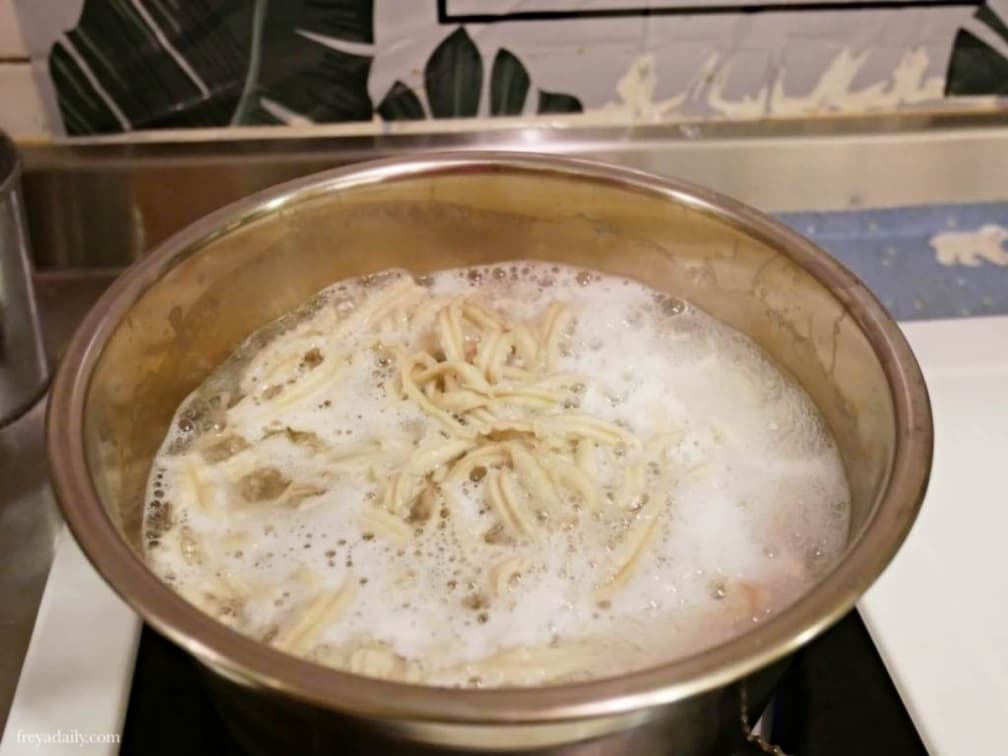 新手必看!防疫自煮2款「香蕉麵」日式料理:清爽味噌沾麵、簡易「廣島燒」 新手必看!防疫自煮2款「香蕉麵」日式料理:清爽味噌沾麵、簡易「廣島燒」