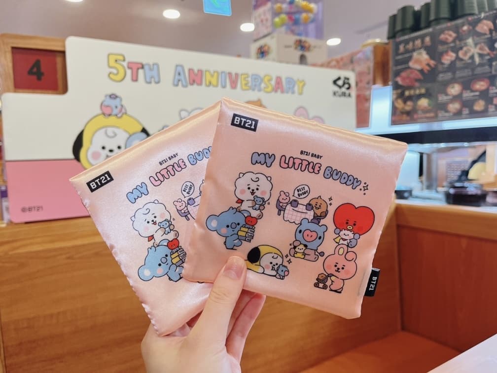 阿米們快收!藏壽司「BT21超萌收納包」免費送,限時搶吃6款鮭貝豪華料理 阿米們快收!藏壽司「BT21超萌收納包」免費送,限時搶吃6款鮭貝豪華料理