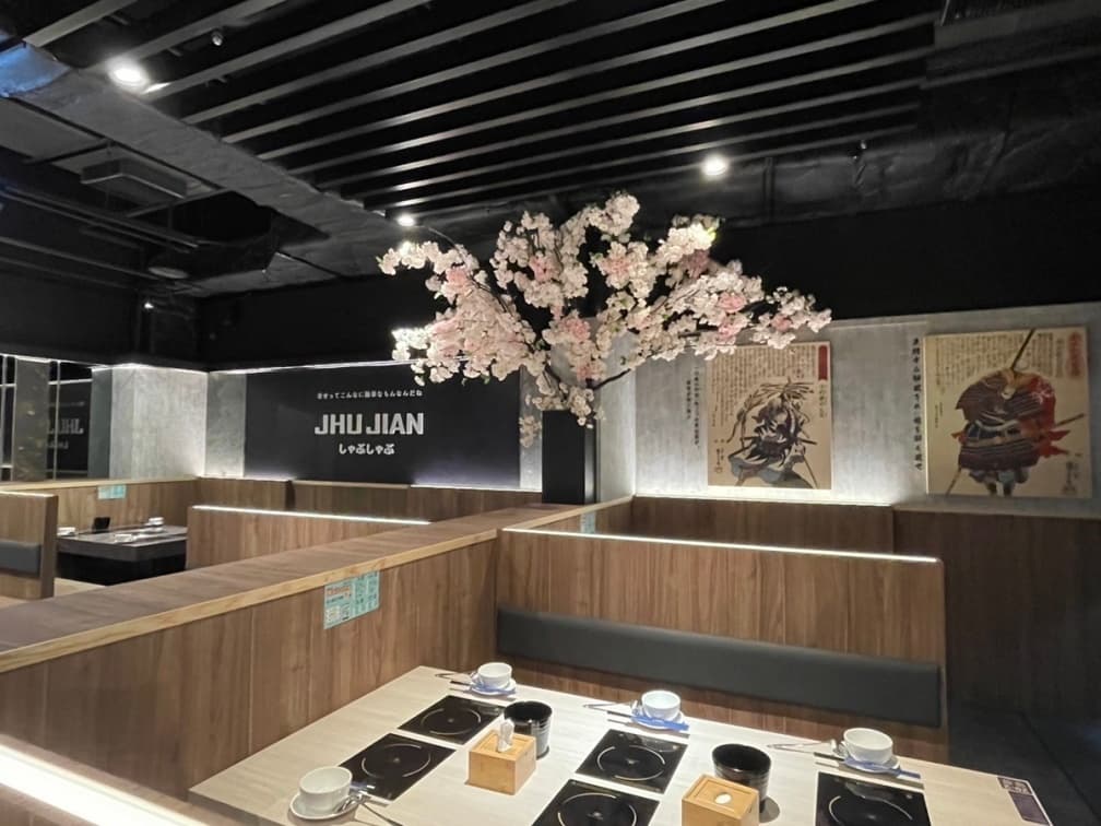 5折爽吃燒肉!築間全新「火、烤2吃」插旗新店,再享50種自助吧吃到飽 5折爽吃燒肉!築間全新「火、烤2吃」插旗新店,再享50種自助吧吃到飽