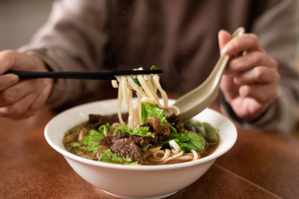 ChatGPT推薦新竹美食,第1名竟是「這個」!在地人噗呲:AI的味覺可能壞了 ChatGPT推薦新竹美食,第1名竟是「這個」!在地人噗呲:AI的味覺可能壞了