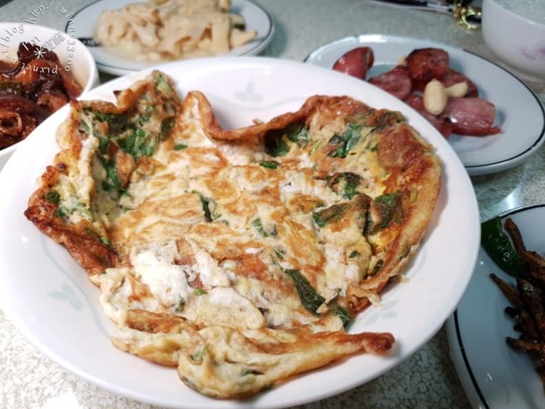 10元白粥吃到飽!阿嬤味「清粥小菜」藏身理髮店,網評5星滿分吃過都說讚 10元白粥吃到飽!阿嬤味「清粥小菜」藏身理髮店,網評5星滿分吃過都說讚
