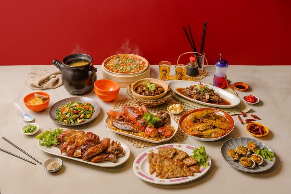 打卡免費吃鮑魚!東區超夯茶餐廳升級港式大排檔,必嘗招牌脆皮雞、龍蝦撈麵 打卡免費吃鮑魚!東區超夯茶餐廳升級港式大排檔,必嘗招牌脆皮雞、龍蝦撈麵