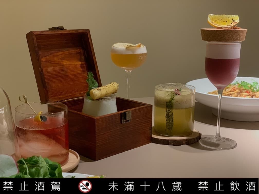 台中必吃餐酒館9月進軍台北!洞穴風空間超美拍,必點世界調酒冠軍飲品 台中必吃餐酒館9月進軍台北!洞穴風空間超美拍,必點世界調酒冠軍飲品