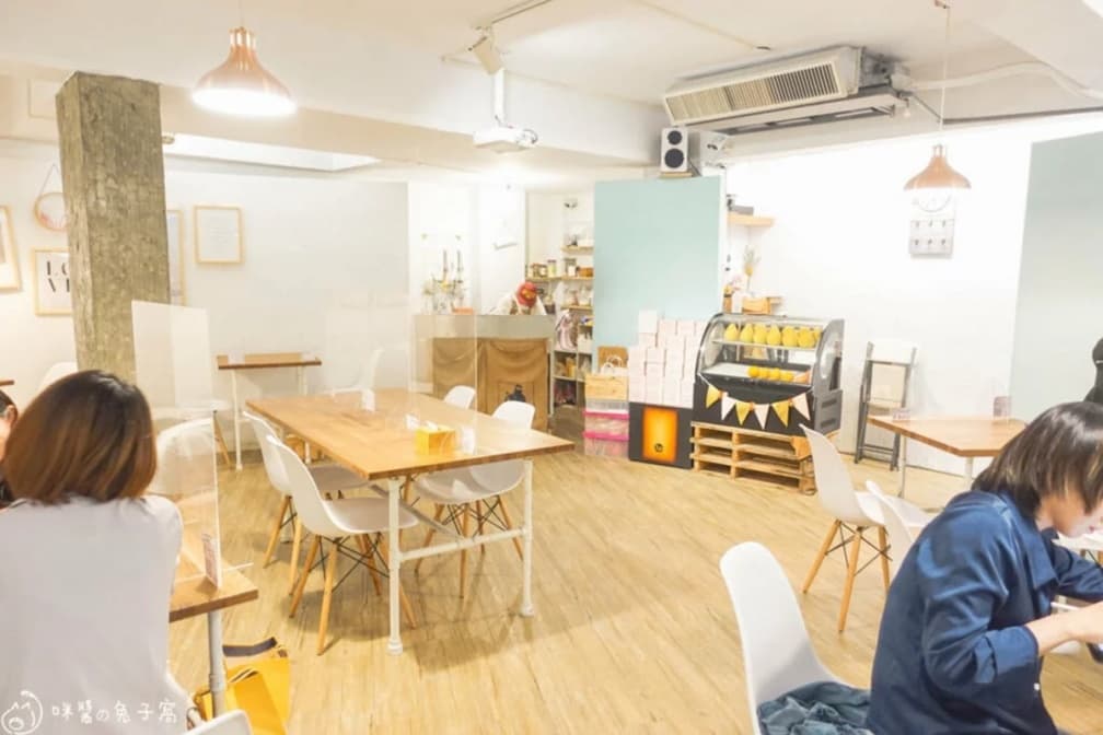 赤峰街隱密地下咖啡廳!粉嫩少女風超好拍,必嘗「香橙巧克力戚風」甜而不膩 赤峰街隱密地下咖啡廳!粉嫩少女風超好拍,必嘗「香橙巧克力戚風」甜而不膩
