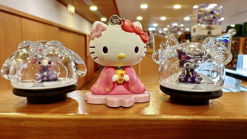 藏壽司x三麗鷗扭蛋「這天」開扭!和服Hello Kitty超Q,必搶稀有櫻花凱蒂 藏壽司x三麗鷗扭蛋「這天」開扭!和服Hello Kitty超Q,必搶稀有櫻花凱蒂