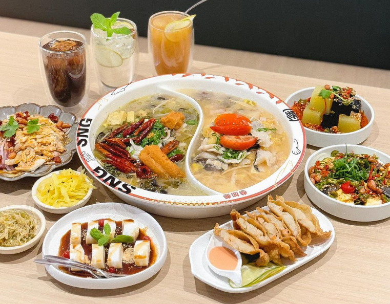身分證中2碼爽吃!全台首創「鴛鴦酸菜魚」插旗西門,價位、菜單一次看 身分證中2碼爽吃!全台首創「鴛鴦酸菜魚」插旗西門,價位、菜單一次看