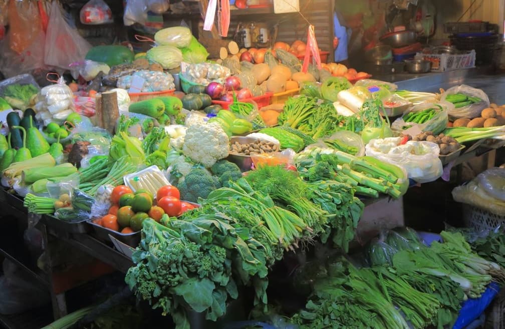 買食材自己煮沒比較划算?過來人曝省錢撇步:「這時段」去買菜更好撿便宜 買食材自己煮沒比較划算?過來人曝省錢撇步:「這時段」去買菜更好撿便宜