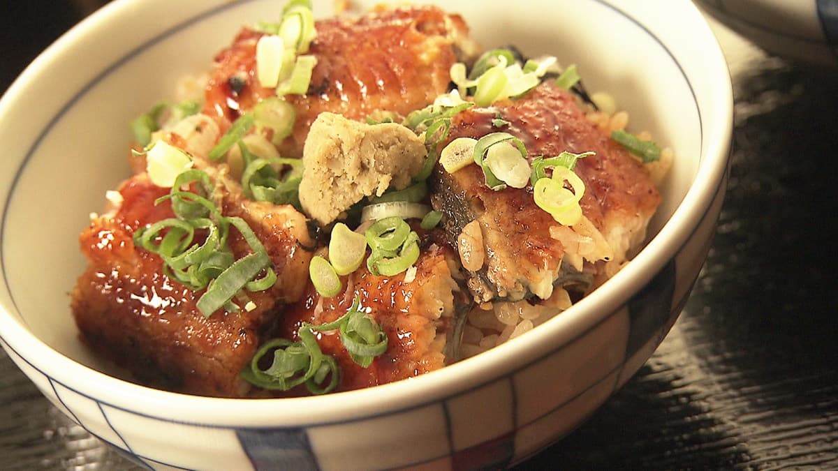 鰻鰻幸福! 炭烤鰻魚桶飯豪華四吃 鰻鰻幸福! 炭烤鰻魚桶飯豪華四吃