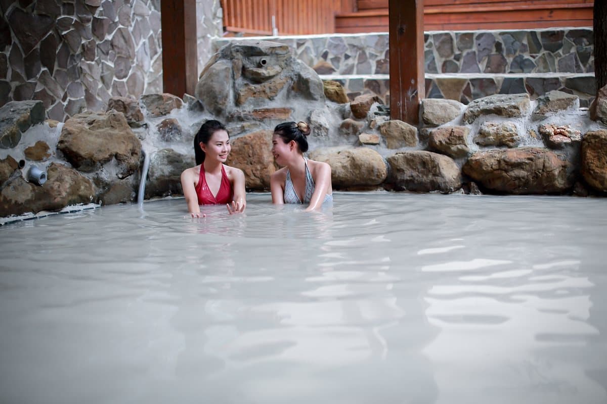 關子嶺泡湯!在地推薦10大必玩、選好湯送iPhone 關子嶺泡湯!在地推薦10大必玩、選好湯送iPhone