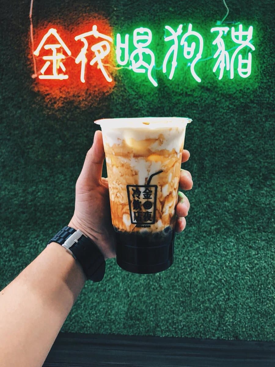 排隊1.5小時才喝得到!打卡新星「紋路系」珍奶在這 排隊1.5小時才喝得到!打卡新星「紋路系」珍奶在這