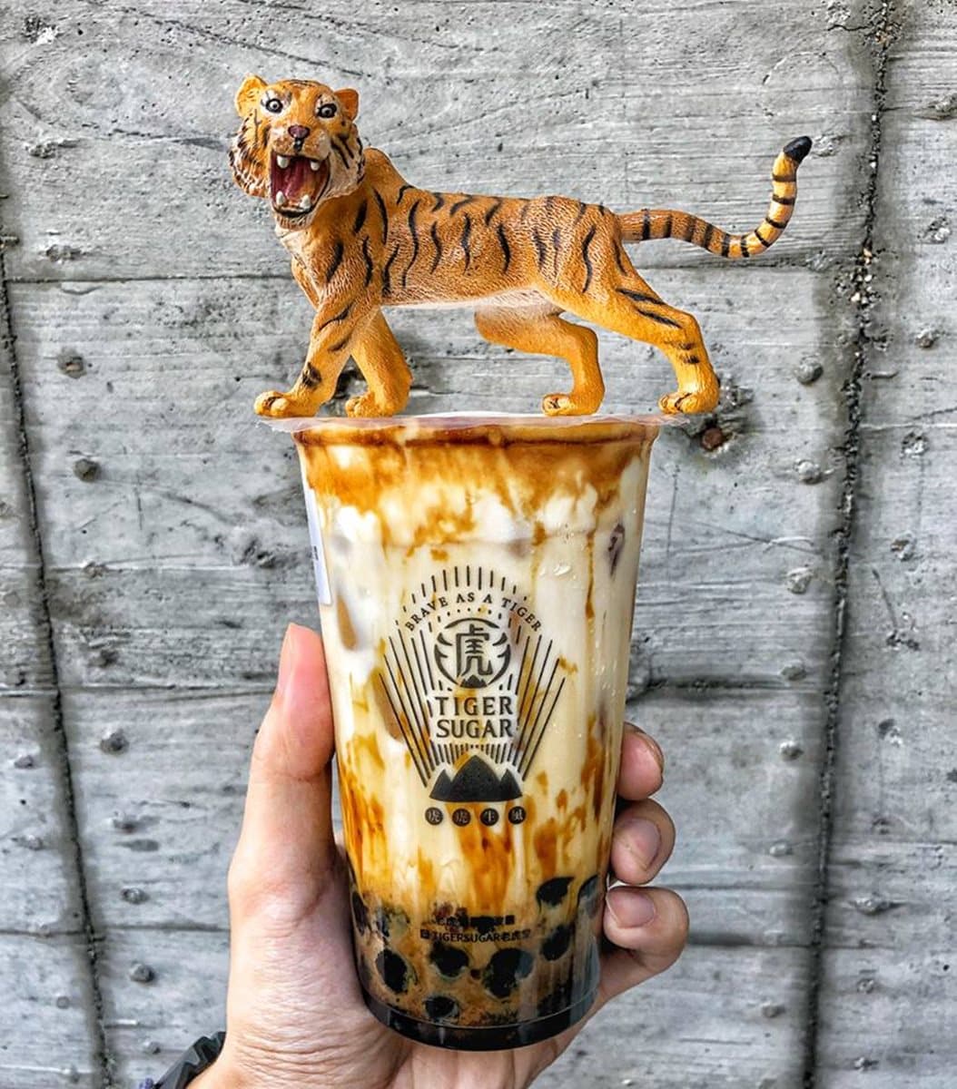 排隊1.5小時才喝得到!打卡新星「紋路系」珍奶在這 排隊1.5小時才喝得到!打卡新星「紋路系」珍奶在這