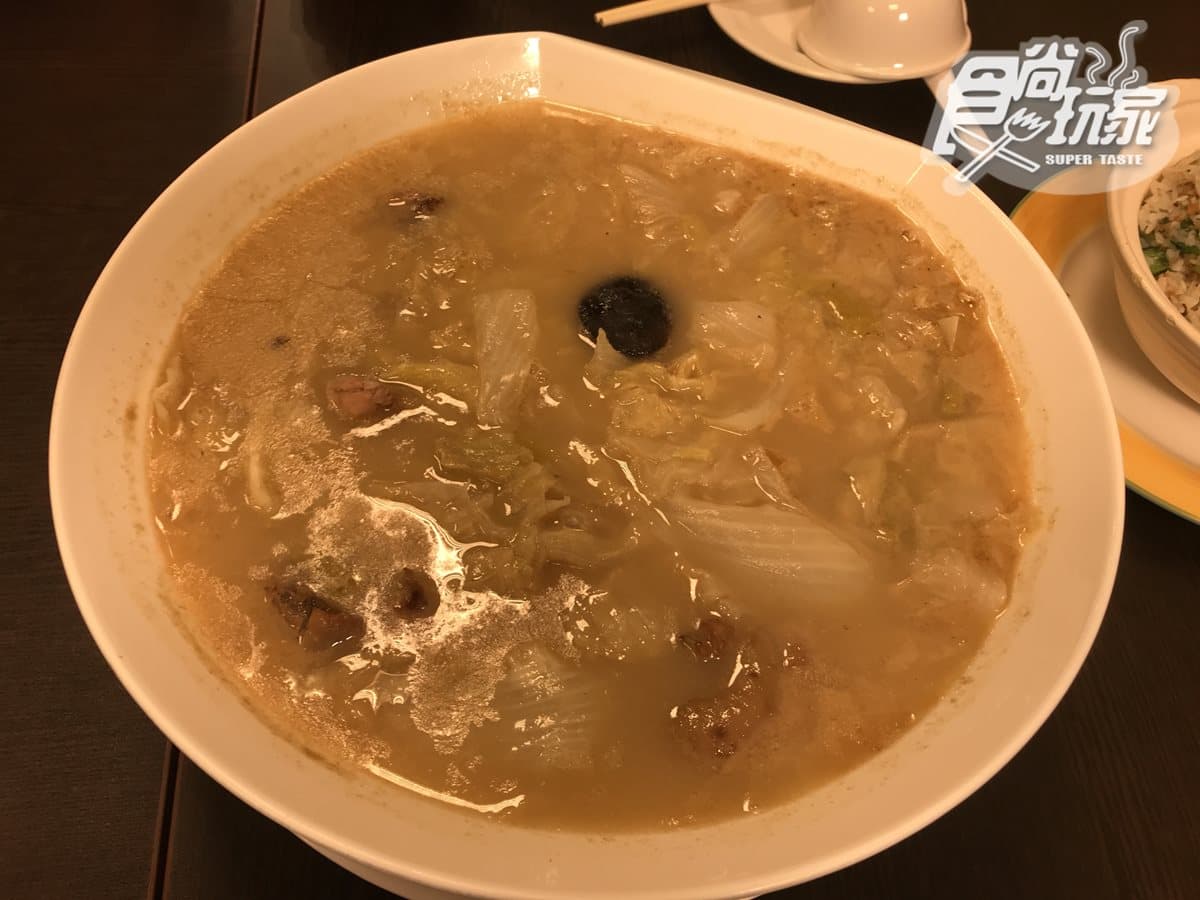 高雄人大推的老字號烤鴨吃過沒? 高雄人大推的老字號烤鴨吃過沒?