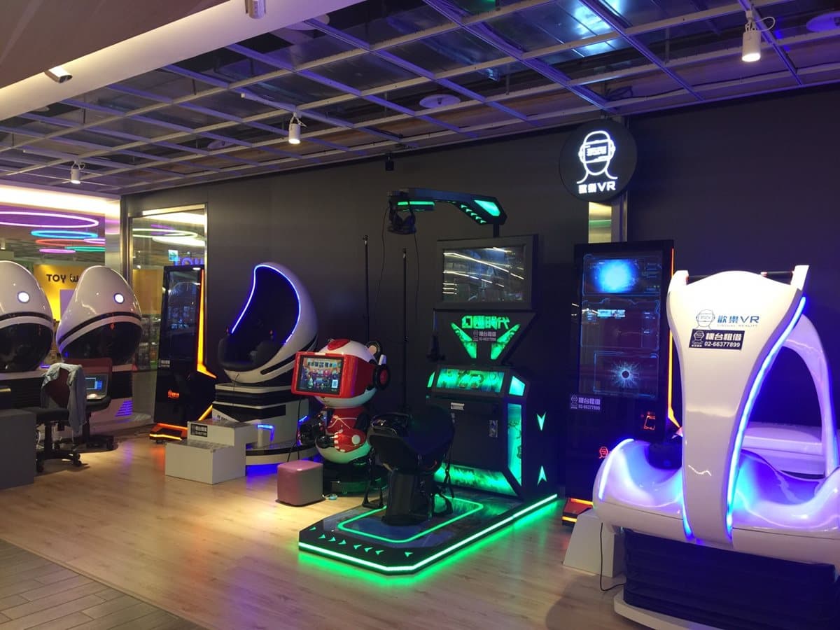 【新開店】竹北瘋玩新亮點!透明迷你KTV、VR體驗好吸睛 【新開店】竹北瘋玩新亮點!透明迷你KTV、VR體驗好吸睛