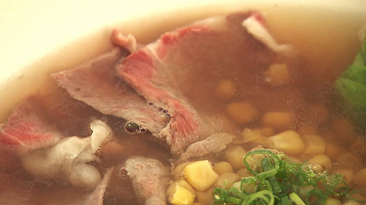 浮誇生牛肉麵 直接桌邊汆燙有夠鮮甜 浮誇生牛肉麵 直接桌邊汆燙有夠鮮甜