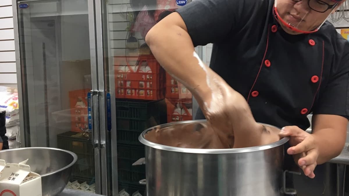 《不推怎麼行》爆漿在嘴裡的蛋糕 讓你大喊喔依西! 《不推怎麼行》爆漿在嘴裡的蛋糕 讓你大喊喔依西!