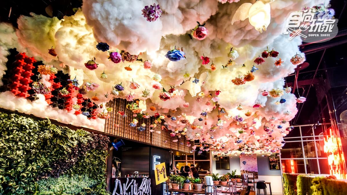 【新開店】漫步在雲端 「雲朵系」美拍餐廳拍照好狂 【新開店】漫步在雲端 「雲朵系」美拍餐廳拍照好狂
