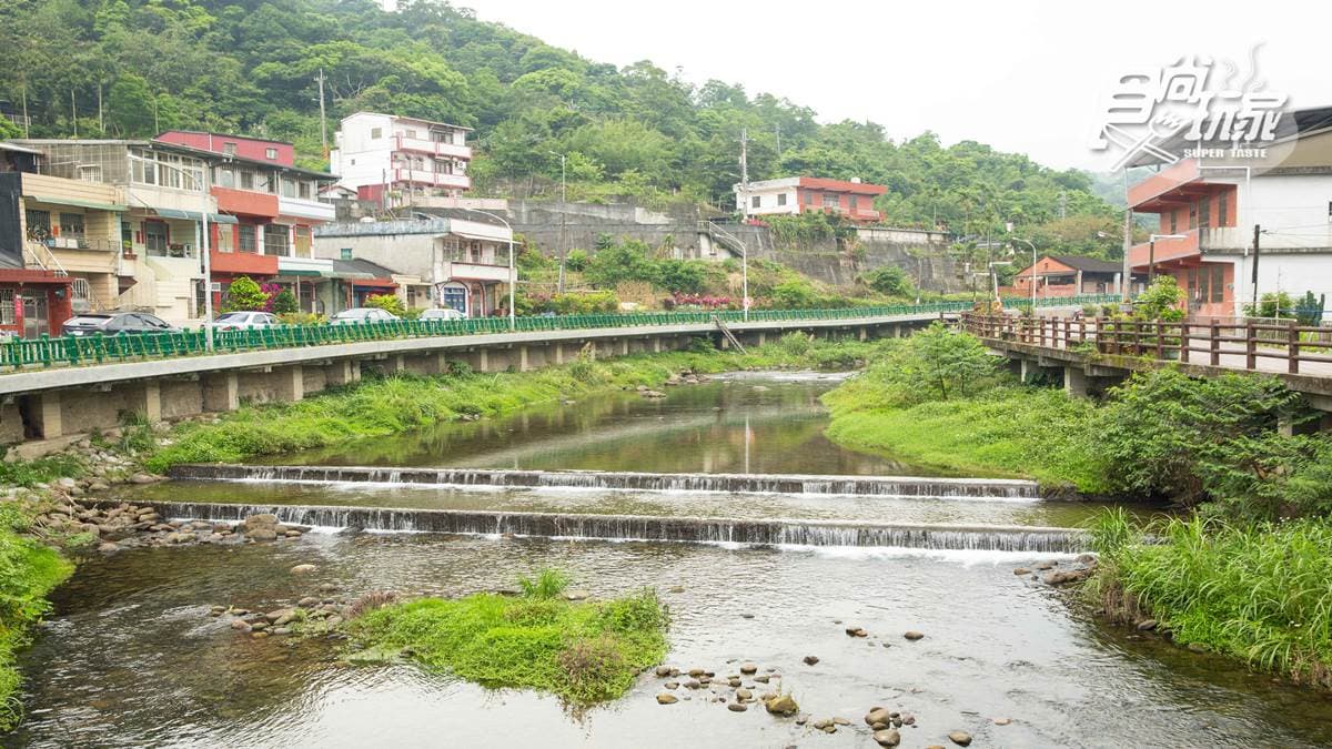 「站在這裡拍」最有哏!5個超神祕鐵道小站 「站在這裡拍」最有哏!5個超神祕鐵道小站