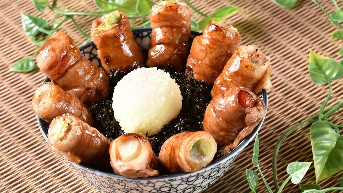 賞不到花太揪心?超滿足「肉花丼」爽快吃才過癮 賞不到花太揪心?超滿足「肉花丼」爽快吃才過癮